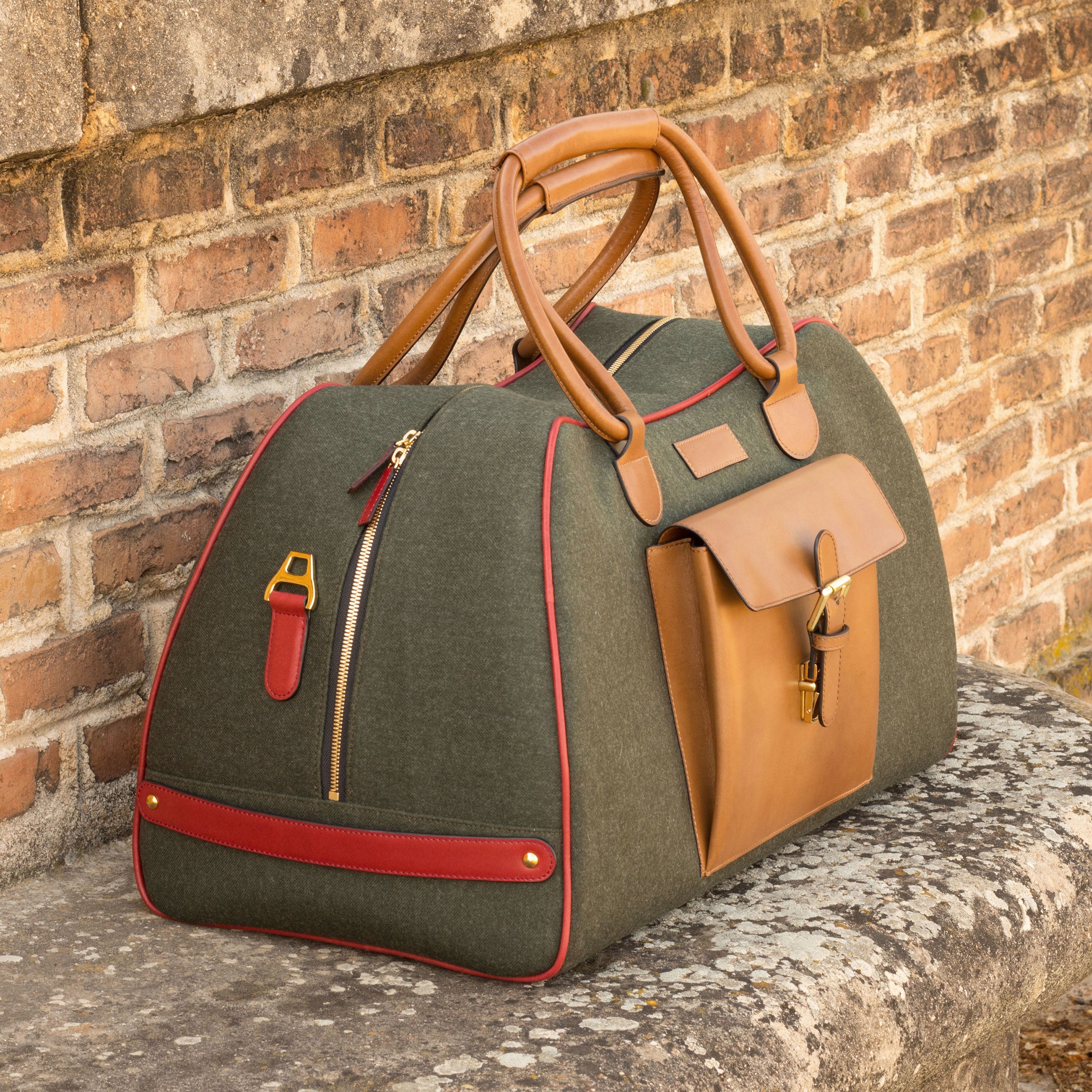 Carryall Duffle Leather Bag in Olive Green