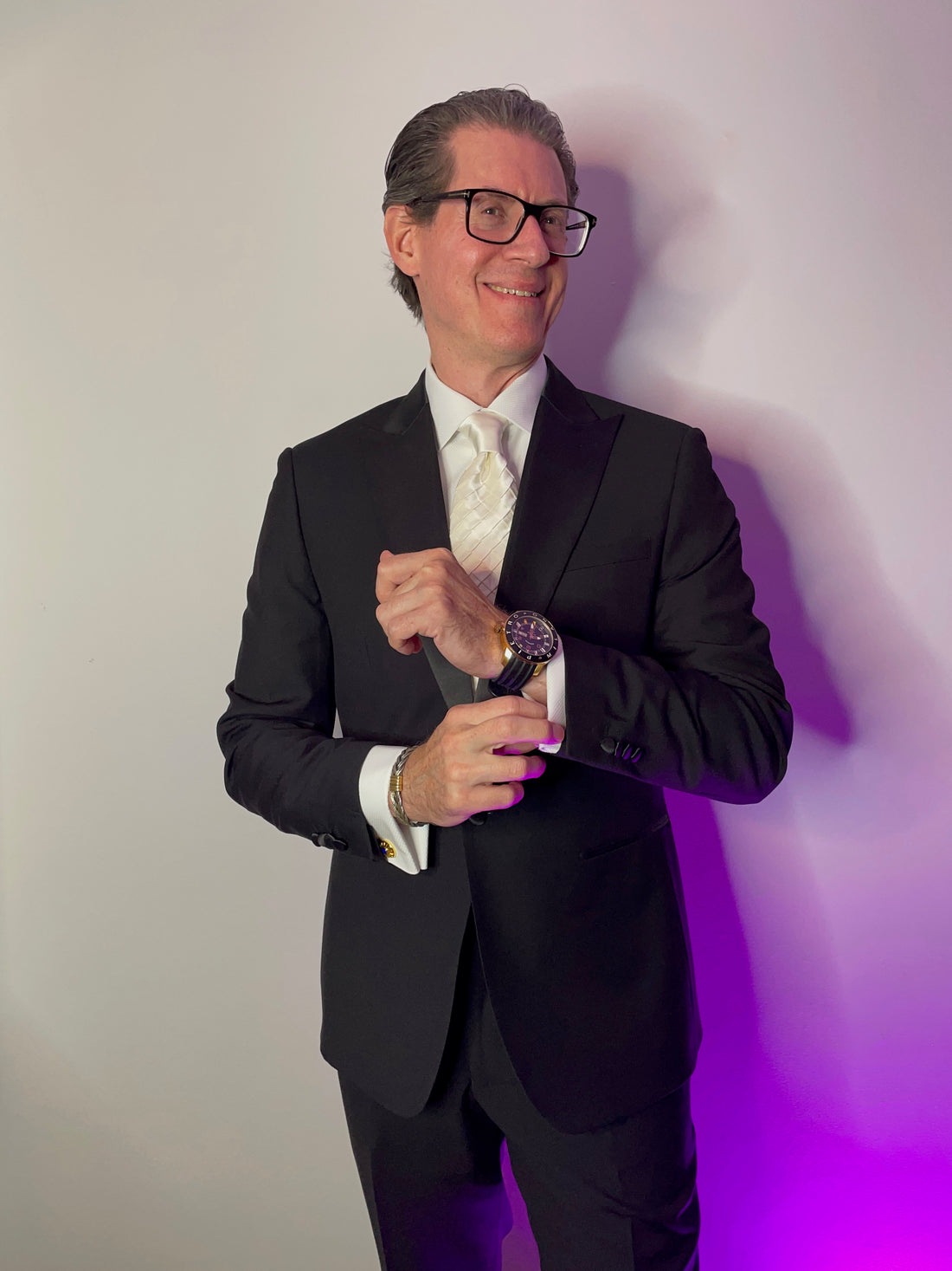 Suitcafe Tuxedo in CashLana Black Fabric