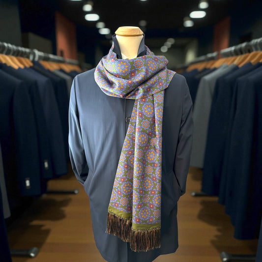 SUITCAFE Pure Silk Double Sided Geometric Olive French Blue Hand Knotted Fringes Scarf England