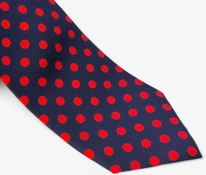 SUITCAFE Silk Twill Navy Red Polka Dots Tie England