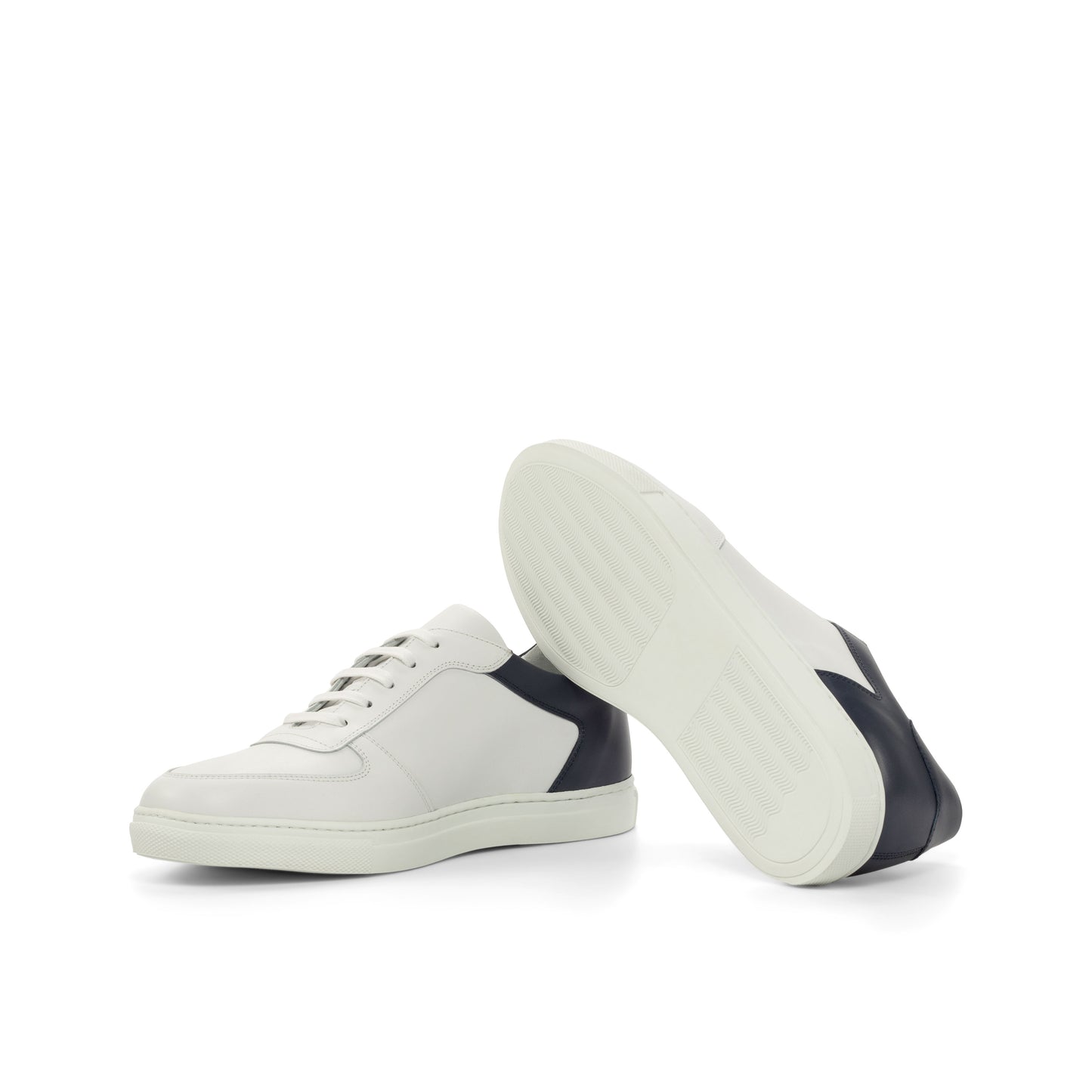 SUITCAFE Low Top White Navy Nappa Leather Men's Sneaker